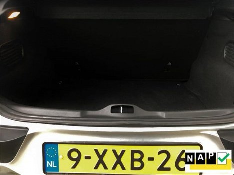 Citroën C4 Cactus - BlueHDi 100F Navi ElekPack AUX/USB - 1