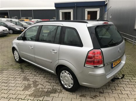 Opel Zafira - 1.6 Executive - 1