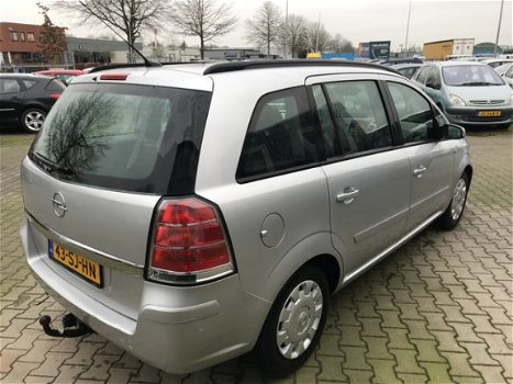 Opel Zafira - 1.6 Executive - 1