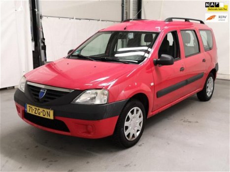 Dacia Logan MCV - 1.6 Ambiance ZO INGERUILD DUS ZO WEG PRIJS ALTIJD VOLOP KEUZE MEER TYPE, S - 1