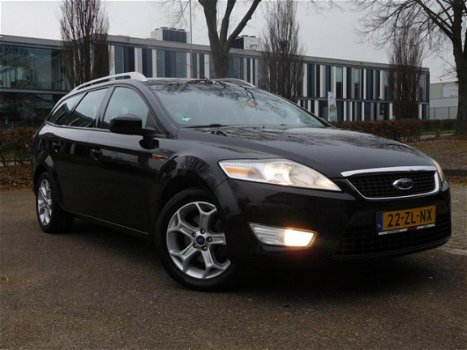 Ford Mondeo Wagon - 1.6-16V Trend - 1