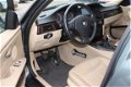 BMW 3-serie - 318i Corporate Lease Business Line Navi High executice LMV Beige Leder interieur Navig - 1 - Thumbnail