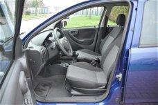 Opel Corsa - 1.2-16V Rhythm 5 deurs stuurbekrachtiging Nieuwe APK