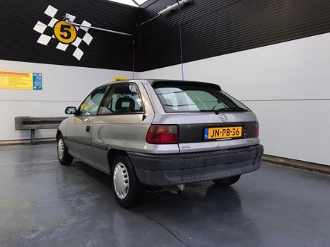 Opel Astra - 1.4i GL APK 11-2020, RIJDT GOED GEEN ROEST. TOP - 1