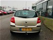 Renault Clio - 1.2 TCE Expression Bj 2008 KM 139000 NAP Nieuw APK Met Airco en Treekhak - 1 - Thumbnail