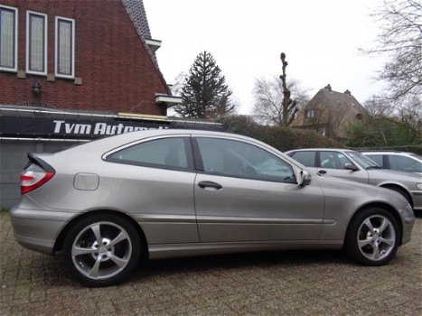 Mercedes-Benz C-klasse Sportcoupé - 200 CDI Automaat Navi - 1