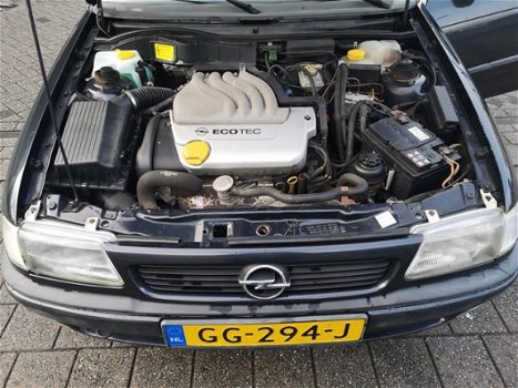 Opel Astra - 1.6-16V GL EXPORT , FULL OPTIES , Airco , Automaat , Goed rijdend , Inruil mogelijk - 1