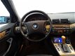 BMW 3-serie - 320i 170pk 6 CILINDER AUTOMAAT Edition NAVI I CLIMA I ORG. NL I TREKHAAK - 1 - Thumbnail