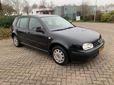 Volkswagen Golf - 1.4-16V Comfortline // APK tot September