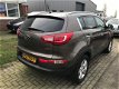 Kia Sportage - 1.7 CRDi X-ecutive MOTORSCHADE - 1 - Thumbnail