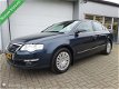 Volkswagen Passat - 1.6 FSI Comfortline zeer nette Auto - 1 - Thumbnail