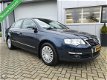 Volkswagen Passat - 1.6 FSI Comfortline zeer nette Auto - 1 - Thumbnail