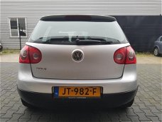 Volkswagen Golf - GOLF