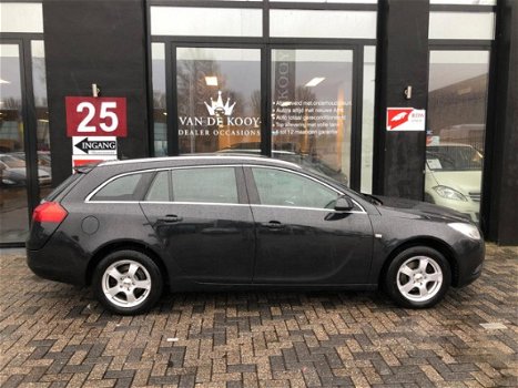 Opel Insignia Sports Tourer - 1.8 Edition 6/12 M Garantie - 1