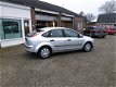 Ford Focus - 1.6-16V 