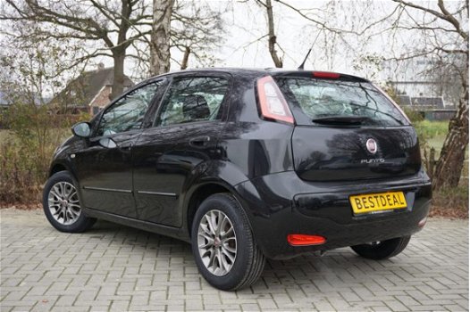 Fiat Punto Evo - 1.4 Dynamic 5 drs. | Airco | LMV | Centraal - 1