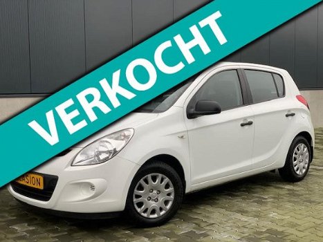 Hyundai i20 - 1.2i Business Edition Airco/5-Deurs - 1