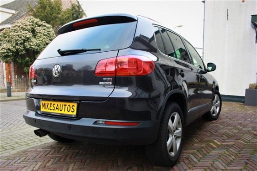 Volkswagen Tiguan - Lounge & Sport 6 Mnd Garantie - 1