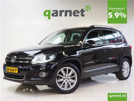 Volkswagen Tiguan - 2.0 TDI Sport&Style | Xenon | Led | Achteruitrijcamera | Afneembare Trekhaak | D - 1