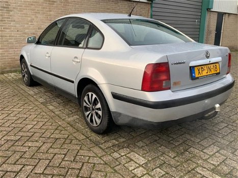 Volkswagen Passat - PASSAT; TDI 81 KW AUT - 1