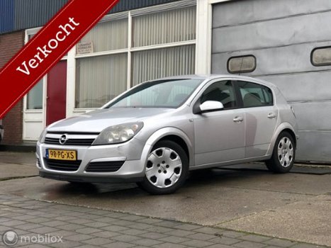 Opel Astra - 1.7 CDTi Sport NEW APK AIRCO BOEKJES NAVI TOP AUT - 1