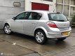 Opel Astra - 1.7 CDTi Sport NEW APK AIRCO BOEKJES NAVI TOP AUT - 1 - Thumbnail