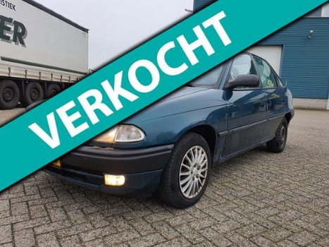 Opel Astra - 1.6i Young Apk, 1.6 8v, automaat - 1