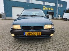 Opel Astra - 1.6i Young Apk, 1.6 8v, automaat