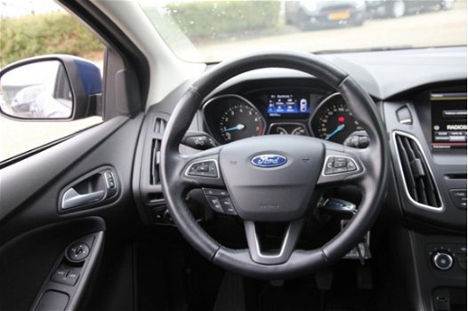 Ford Focus - 1.0 EcoBoost 100pk 5-deurs Trend Edition - 1