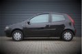 Fiat Punto - 1.2 S l NIEUWE APK l DISTR. VERVANGEN l NIEUWE BANDEN l - 1 - Thumbnail