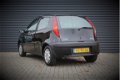 Fiat Punto - 1.2 S l NIEUWE APK l DISTR. VERVANGEN l NIEUWE BANDEN l - 1 - Thumbnail