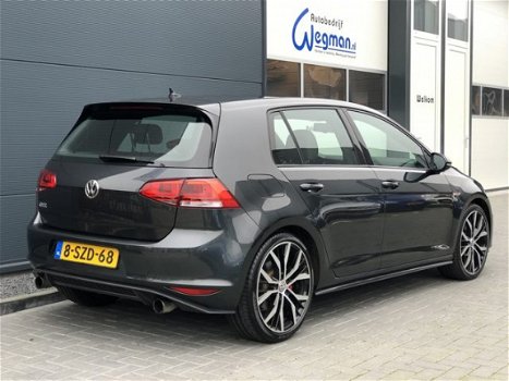 Volkswagen Golf - 2.0 TSI GTI Originele NL Auto | NAP | 2e eigenaar | 19