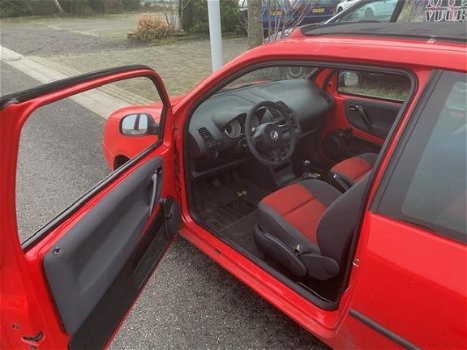 Volkswagen Lupo - 1.4-16V met wat blanke lak schade - 1