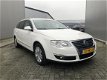 Volkswagen Passat Variant - 1.4 TSI Highline|Climate|Cruise|NL Auto|Stoelverwarming|Nette Auto - 1 - Thumbnail