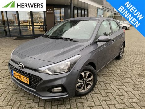 Hyundai i20 - 1.2 LP i-Drive Cool *Apple & Android Carplay, Camera, Bluetooth, Airco - 1