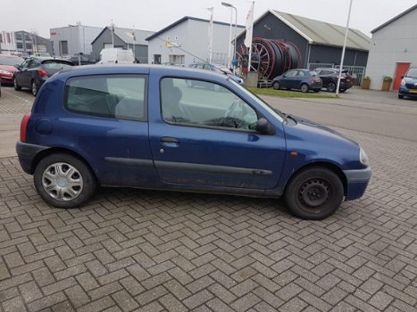 Renault Clio - 1.2 apk tot 23-1-2021 - 1