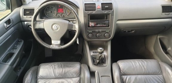 Volkswagen Golf - 2.0 TDI Turijn Sport R32 Velgen Leer Airco NaP Meeneemprijs - 1