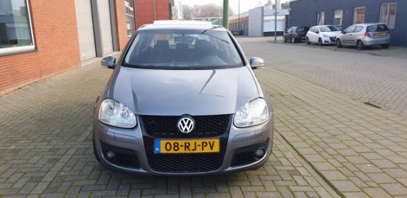 Volkswagen Golf - 2.0 TDI Turijn Sport R32 Velgen Leer Airco NaP Meeneemprijs - 1