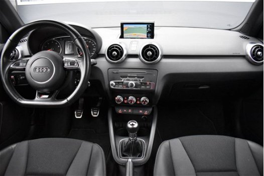 Audi A1 Sportback - 1.4 TFSI / 3 x S-LINE / LED / TWO TONE / BLACK OPTIC / 18