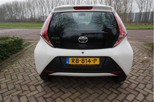 Toyota Aygo - 1.0 VVT-i x - 1