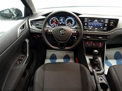 Volkswagen Polo - 1.0 MPI Highline R-Edition, Mf stuur, ECC, LMV, Nw model - 1