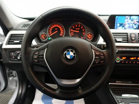 BMW 3-serie - Sedan 316i M-Sport Design Aut8, Navi, Xenon, , PDC, ECC, M-Sport LMV - 1