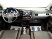 Mitsubishi Outlander - 2.0 PHEV Instyle+ 4WD Leer, Schuifdak, Navi Camera, Xenon - 1 - Thumbnail