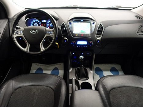 Hyundai ix35 - 1.6i GDI Go Full map Navi, Xenon, Hleer, Stoelverw, Chrome, ECC, LMV - 1