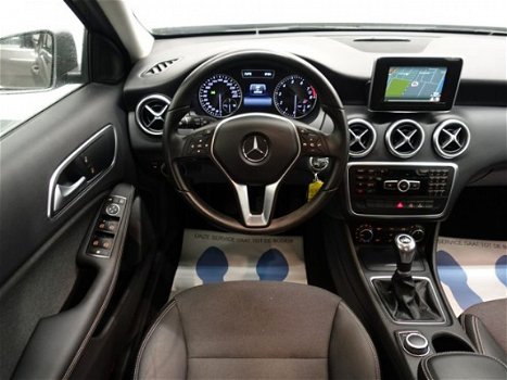 Mercedes-Benz A-klasse - 180 Urban AMG Edition, Navi, Xenon, Hleer, ECC, LMV - 1