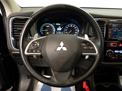 Mitsubishi Outlander - 2.0 PHEV INSTYLE + 4WD Aut, , Schuifdak, Leer, Navi, Camera, ECC, LMV full - 1