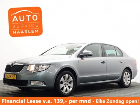 Skoda Superb - 1.4 TSI Greentech Active Business Line , Navi, ECC, DVD achter - 1