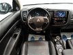 Mitsubishi Outlander - 2.0 PHEV 4WD Instyle Plus, Schuifdak, Leer, Camera, Navi, Full - 1 - Thumbnail