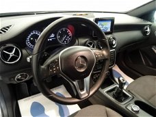 Mercedes-Benz A-klasse - 180 CDI AMG Style Sport, Navi, Xenon , ECC, LMV