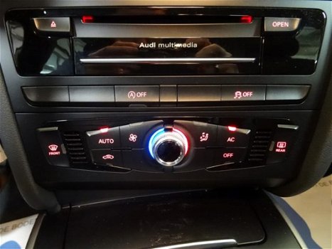 Audi A4 - Sedan 2.0 TDI Pro Line Plus Automaat, Navi, ECC, LMV - 1